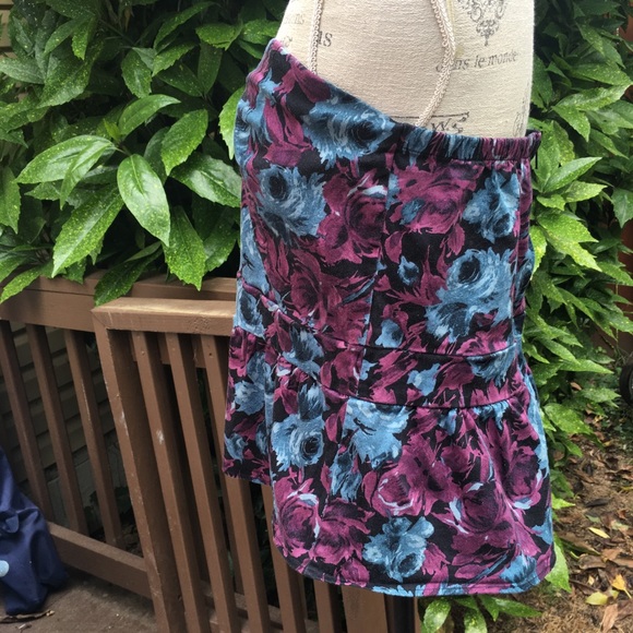 Torrid Tube Top - Size 1 - Picture 5 of 15